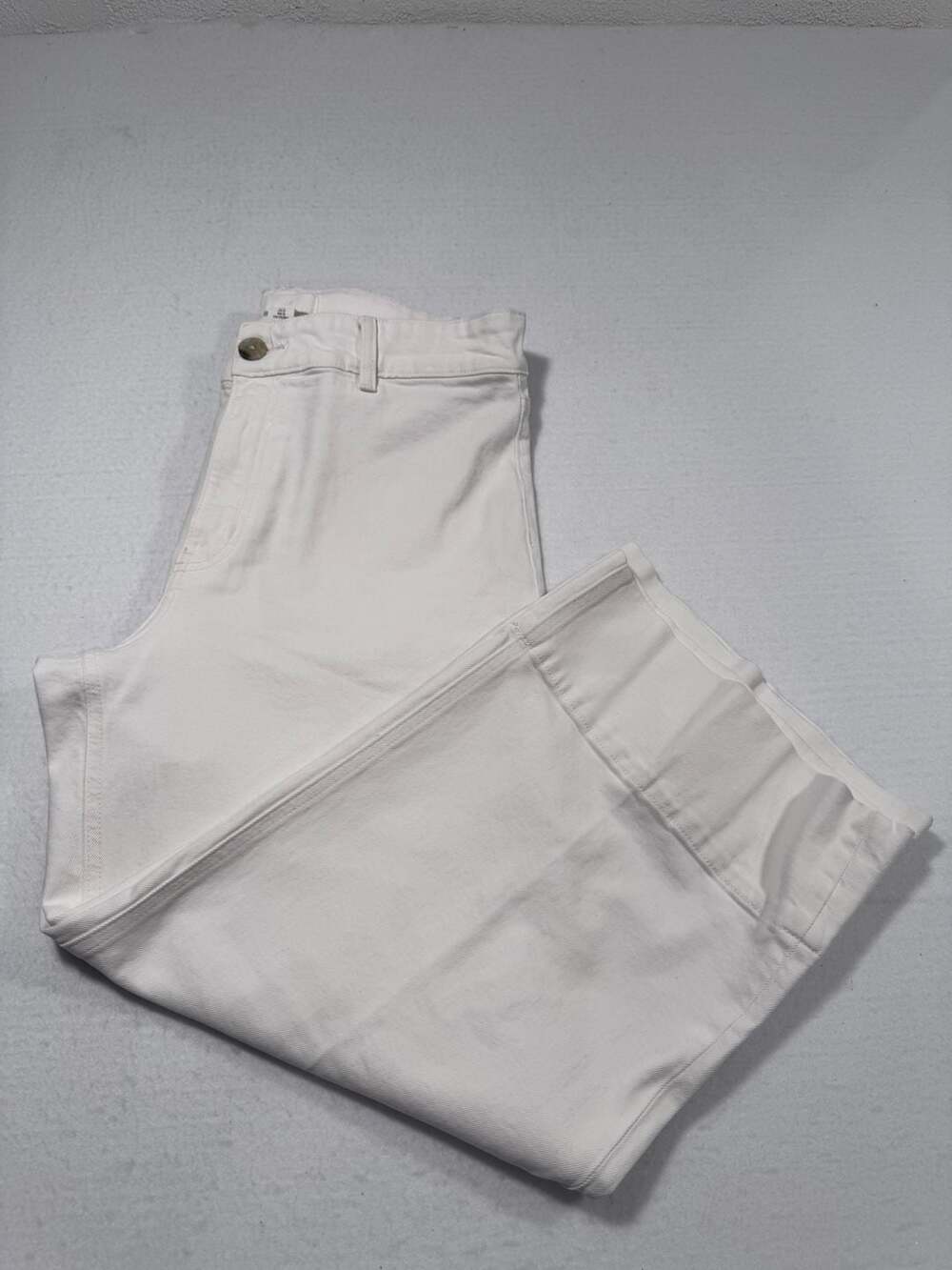 H&M White Wide Leg Cropped Denim Jeans Size 12